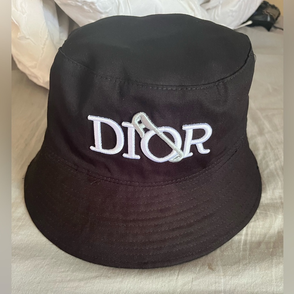 Dior reversible, bucket hat